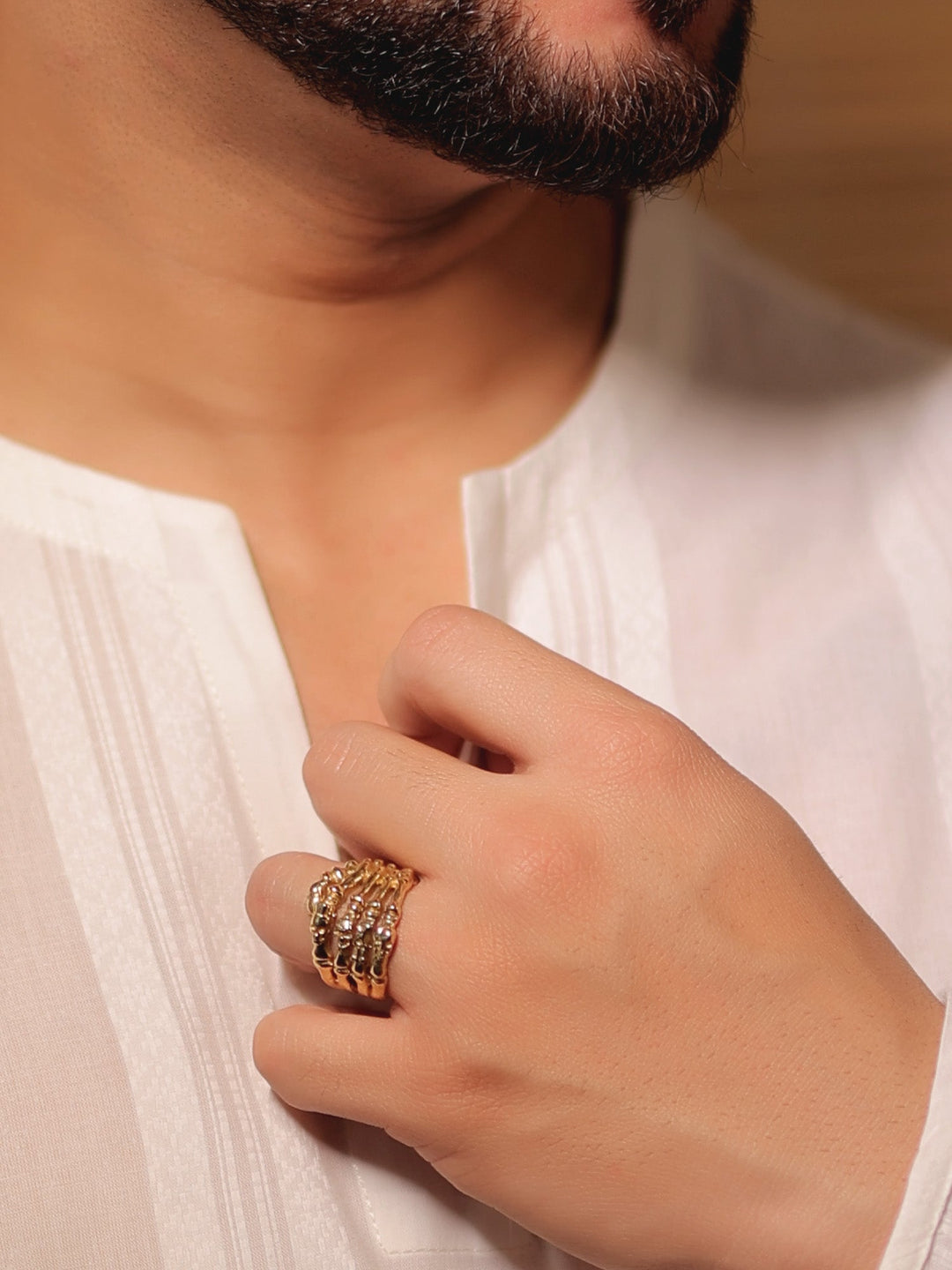Zaid Golden Men's Finger Ring