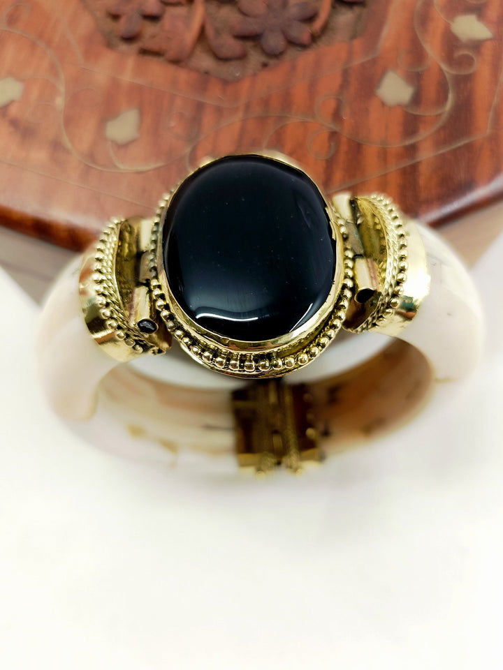 Udit Men’s Royal Black Onyx Stone Bone Bracelet - 2.8