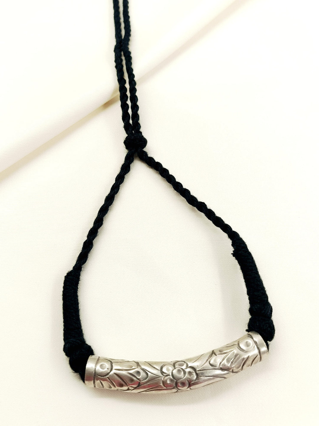 Aarshan Black Men's Neckpiece