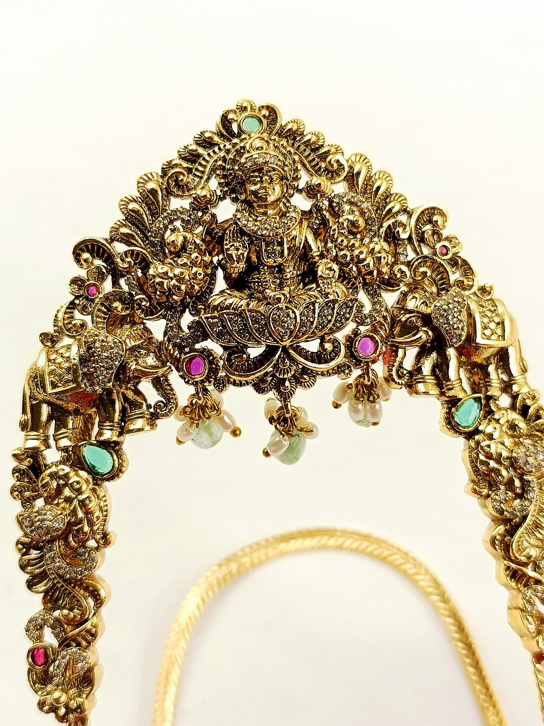 Ginni Temple Gold Lakshmi Bajubandh