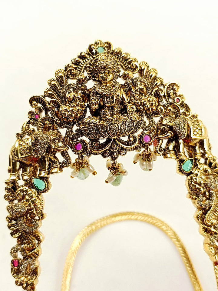 Ginni Temple Gold Lakshmi Bajubandh