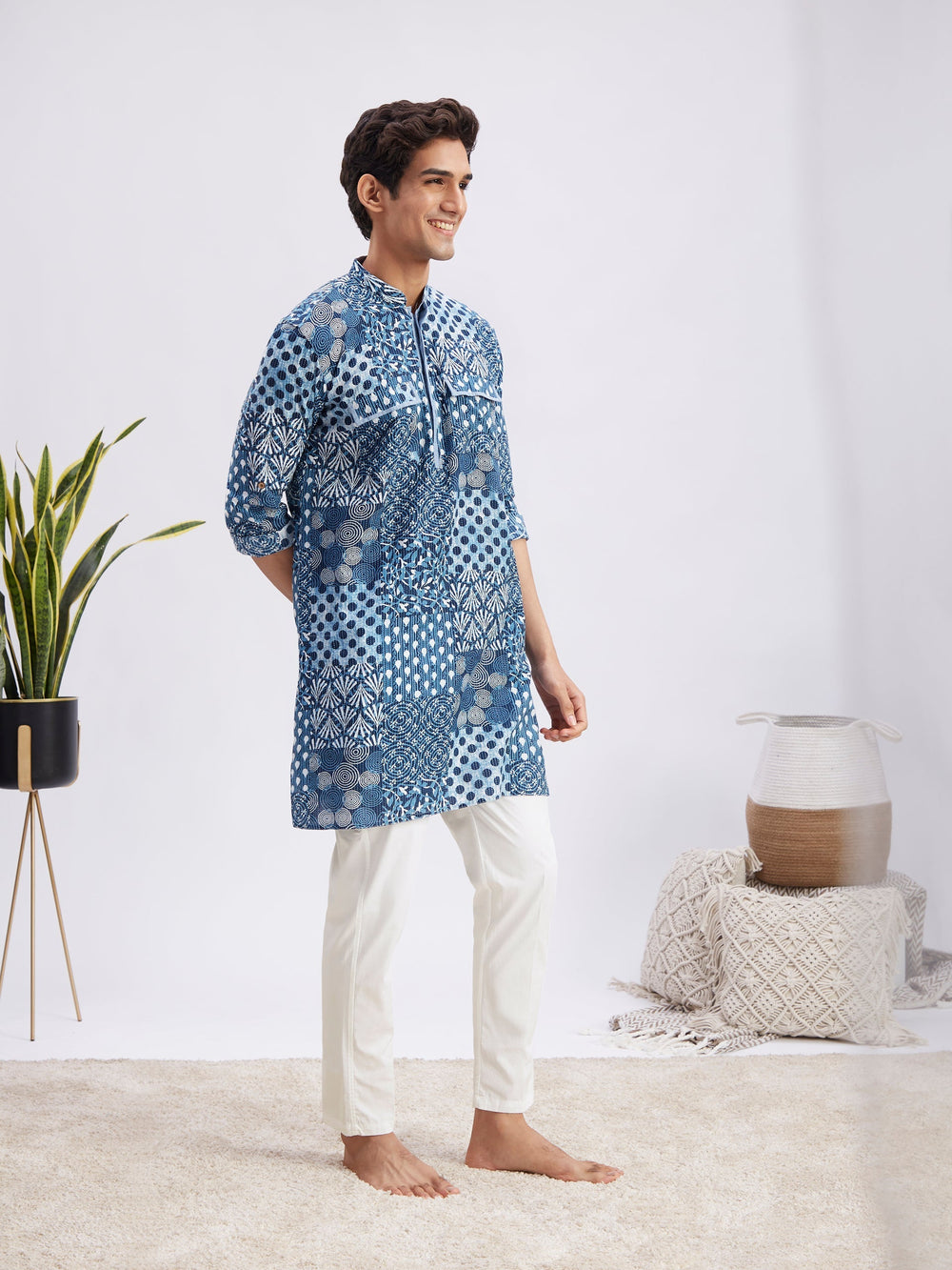 Sarvati Men's Grey Block Print Cotton Kurta Pyjama Set