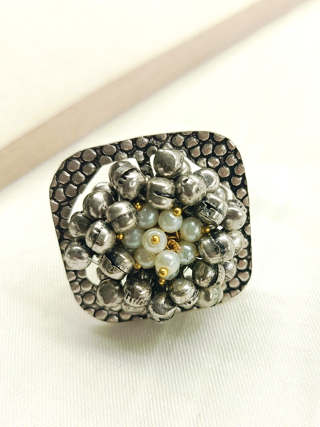 Perkha Cream Oxidized Finger Ring