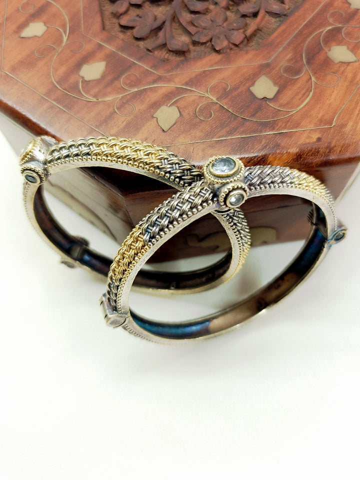 Abhinta White Oxidized Bangles