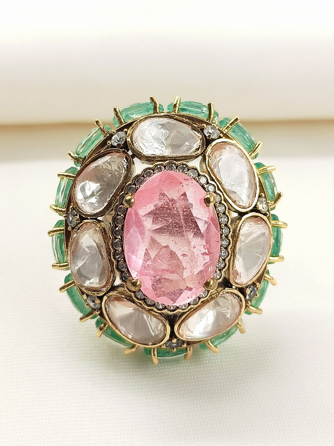 Mishika Victorian P&G Crown Ring