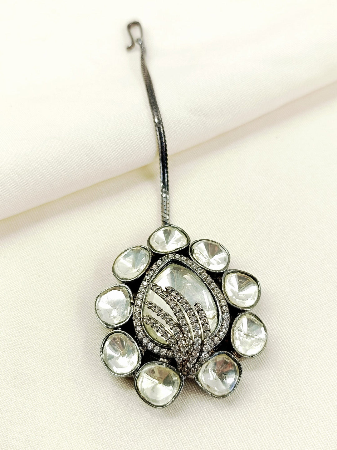 Sulakshna Grey Victorian Necklace Set - Rhodium-Plated Brass