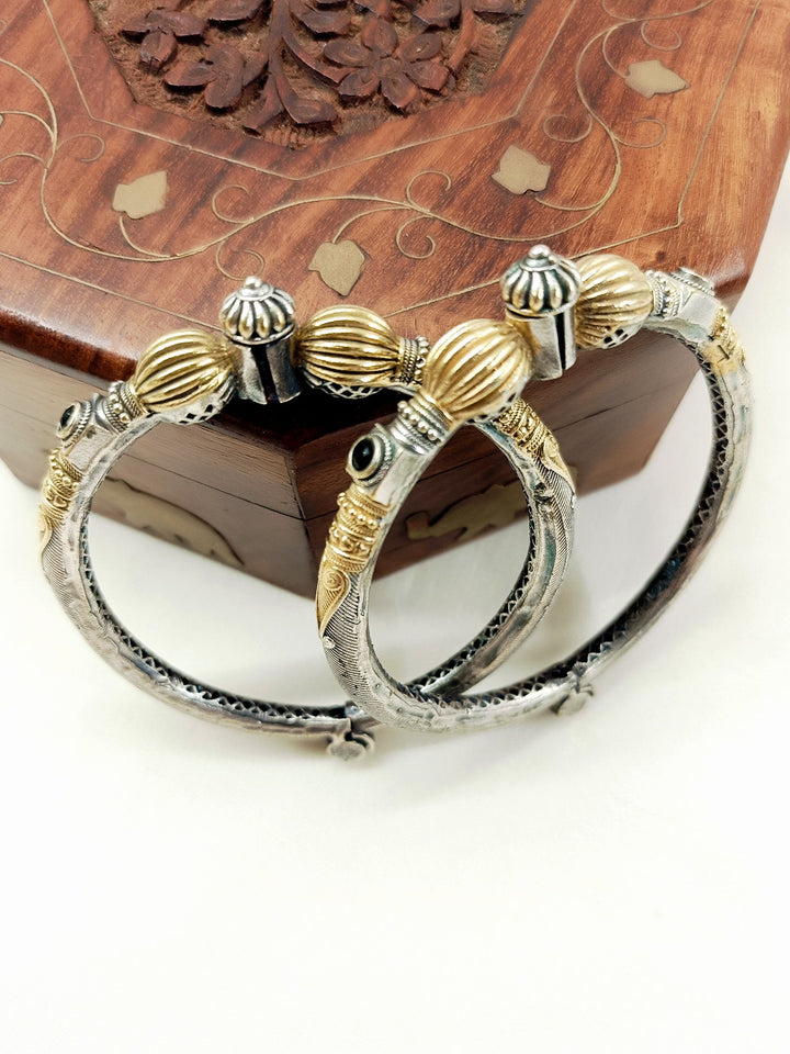Mena Dual Tone Oxidized Bangles