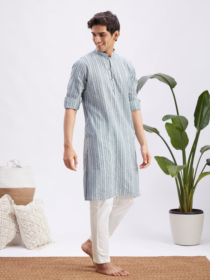 Sarvati Men's Grey And White Batik Printed Kurta with White Pant Set