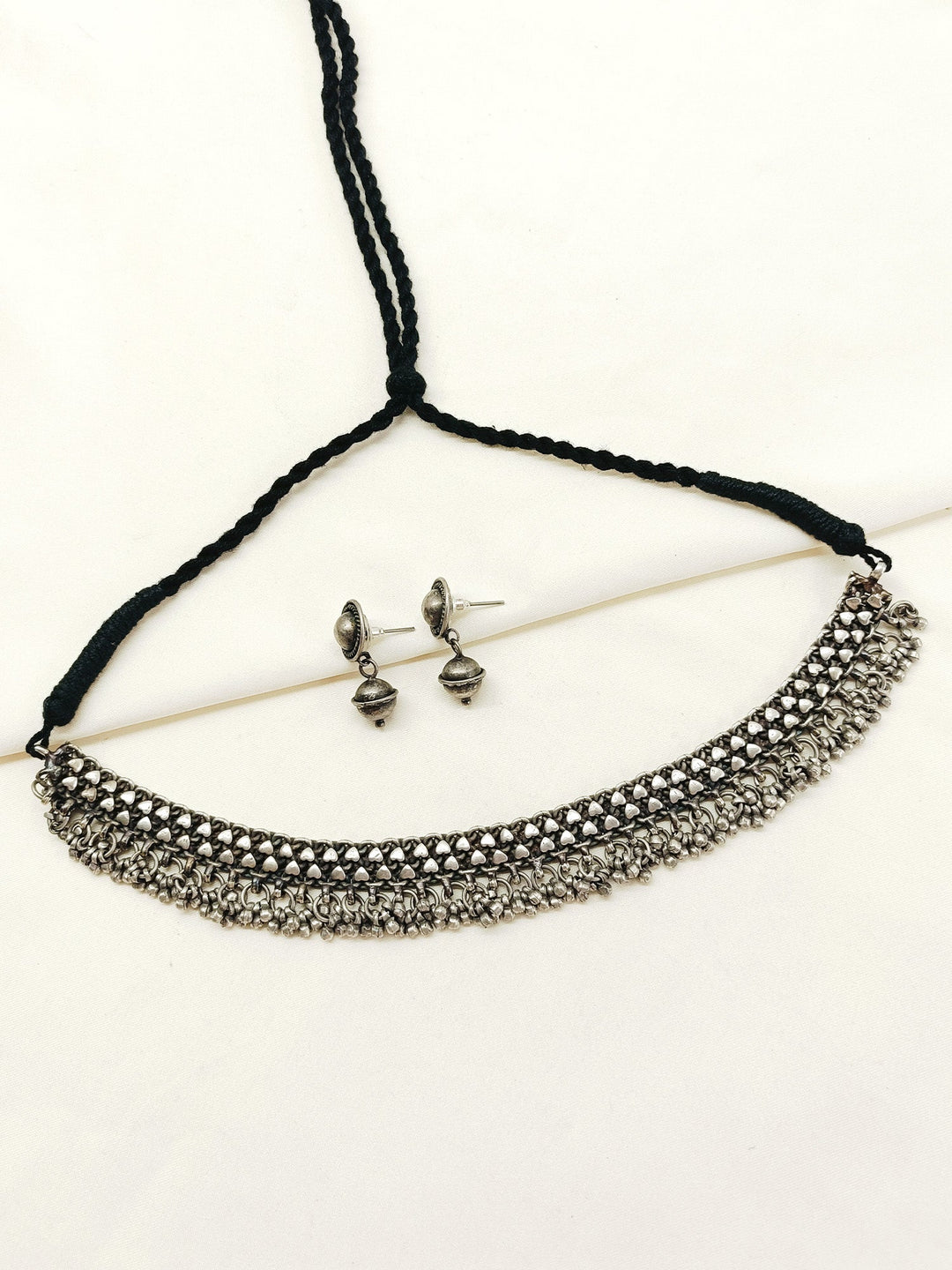 Venu Plain Oxidized Necklace Set