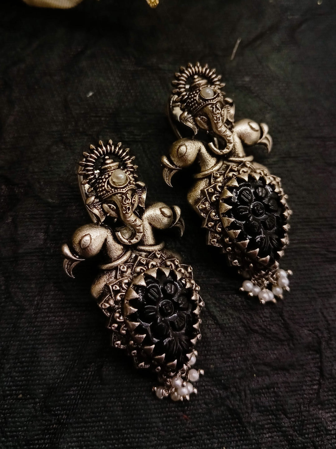 Naincy Ganesha Earrings With Black Carved Stone