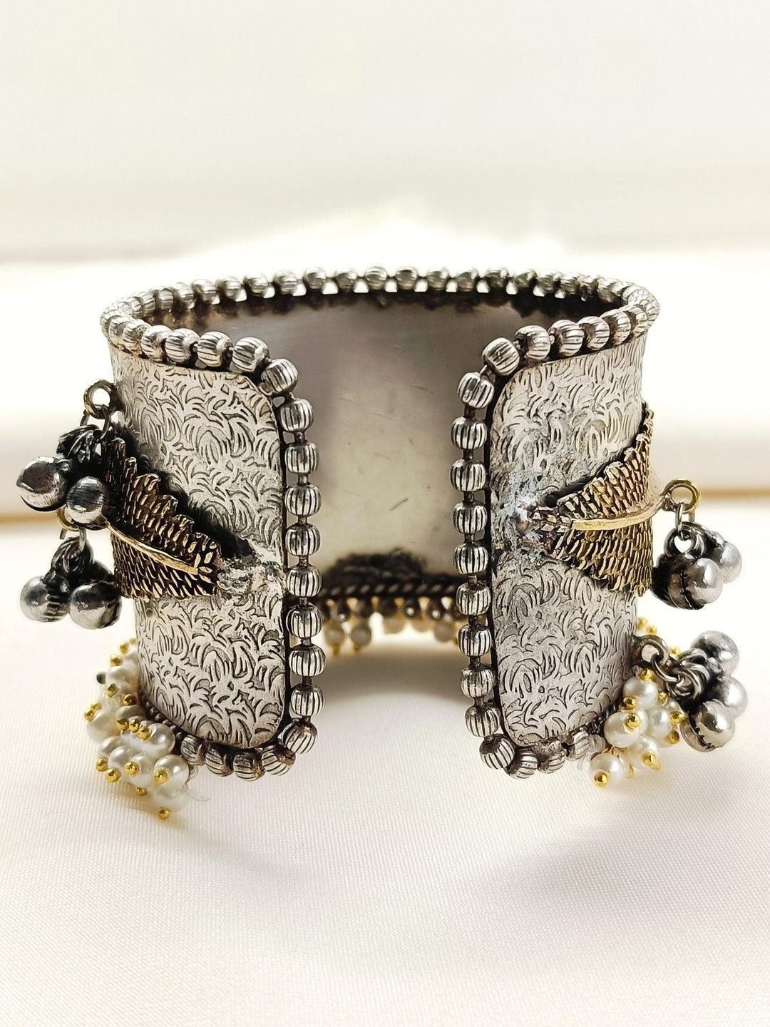 Tarunika Pink Oxidized Bracelet