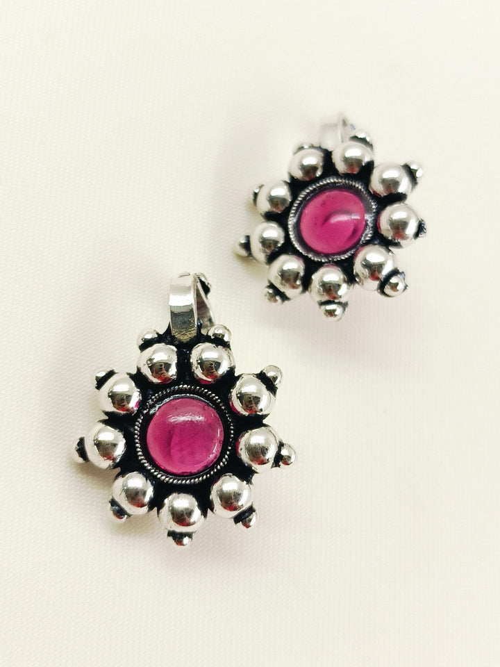 Jais Oxidized Ruby Stone Rava Clip Cuff Pair