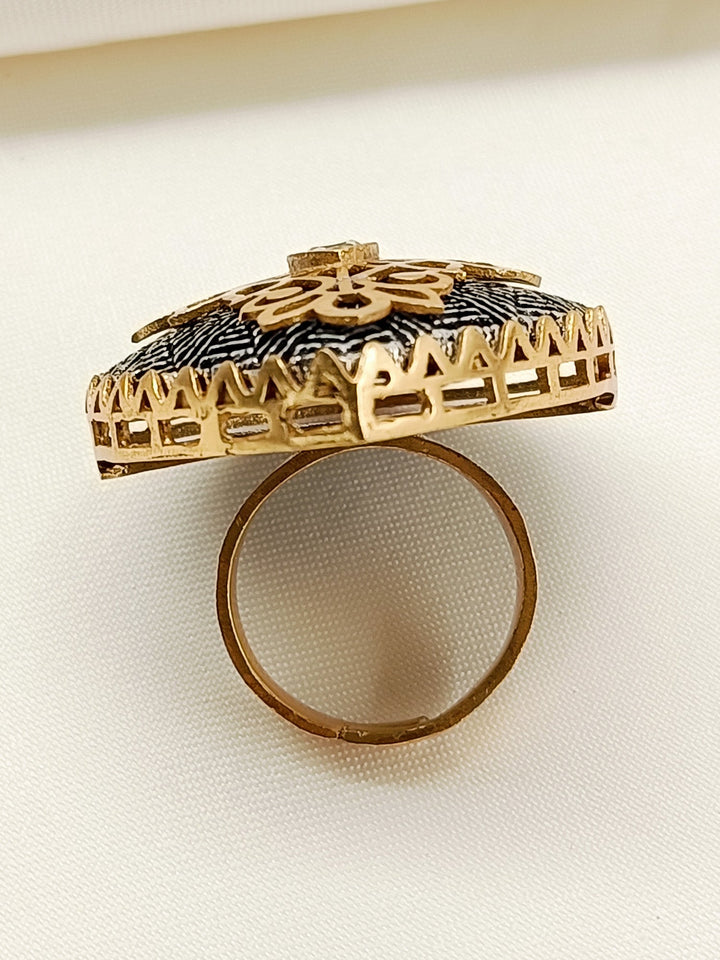 Signata Black Boutique Finger Ring