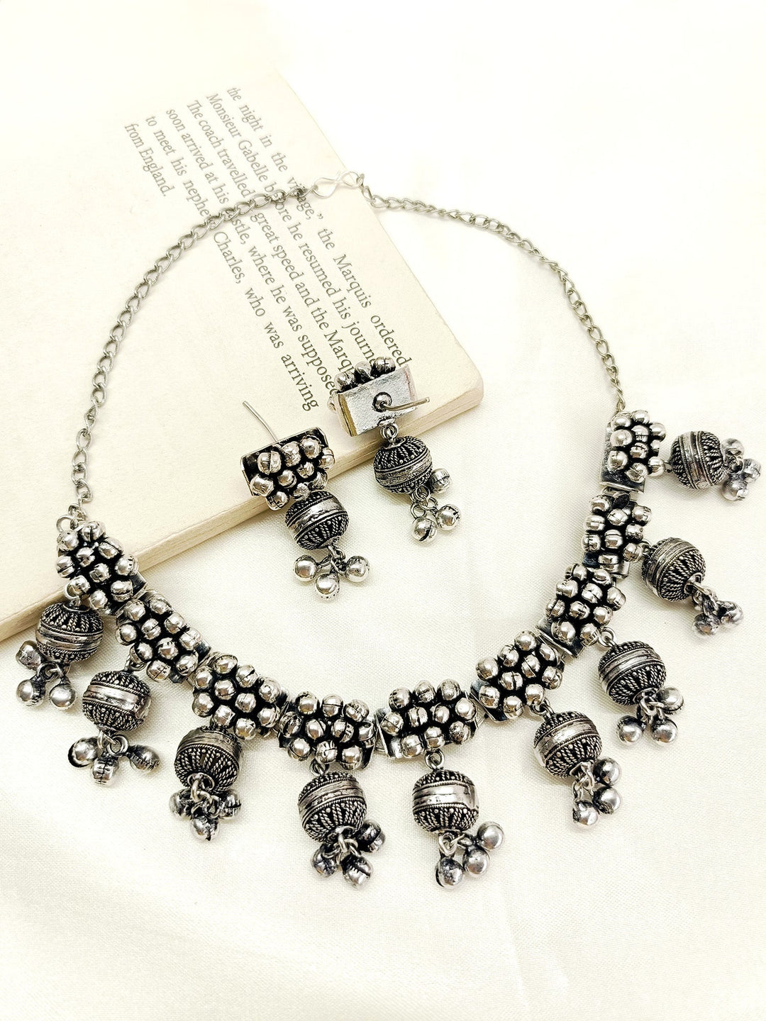 Tavisha White Oxidized Silver Necklace Set