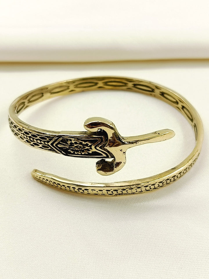 Praneel Golden Sword Warrior Men&