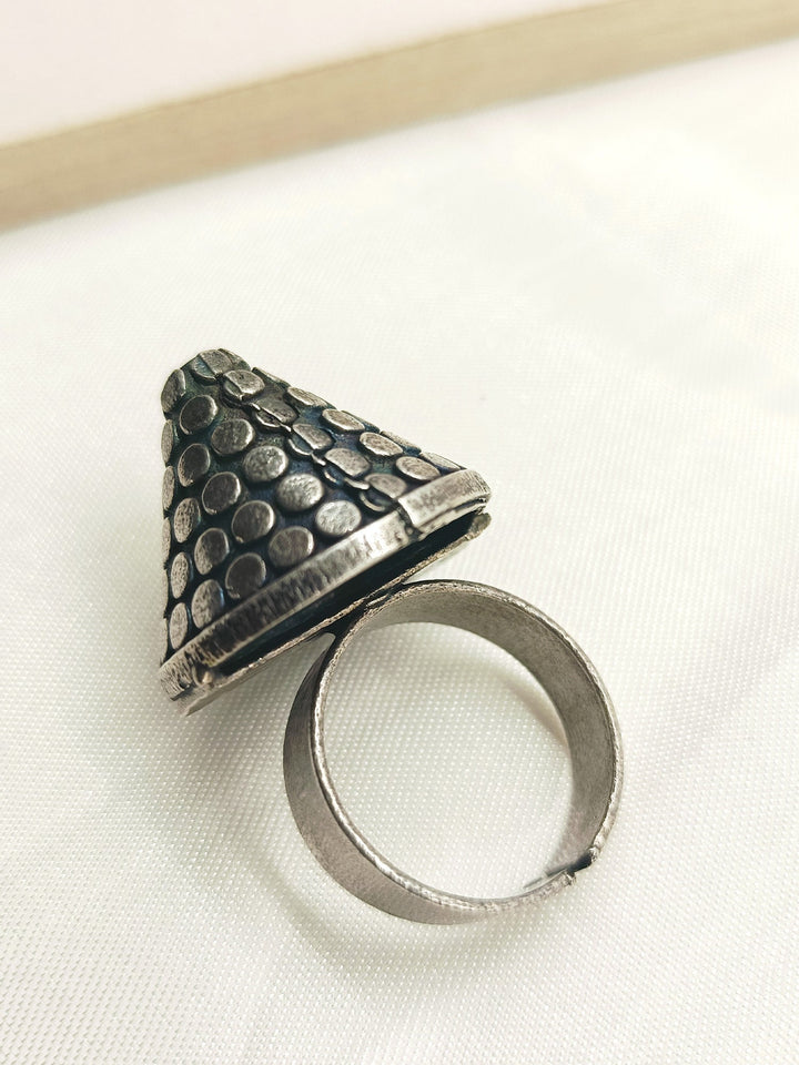 Ajmeri Plain Oxidized Finger Ring