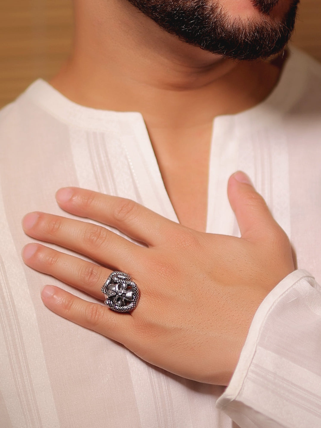 Sadhat Silver Men's Finger Ring