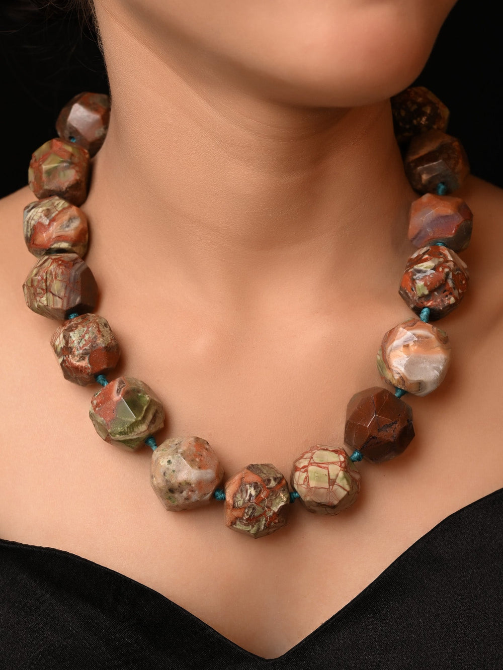 Antra Agate Necklace