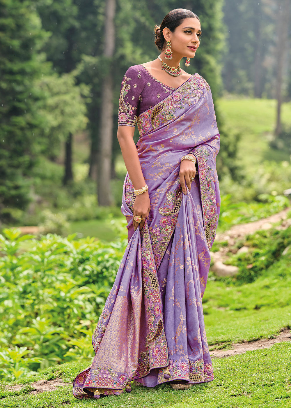 Amethyst Purple Dola Silk Saree with Intricate Embroidery work