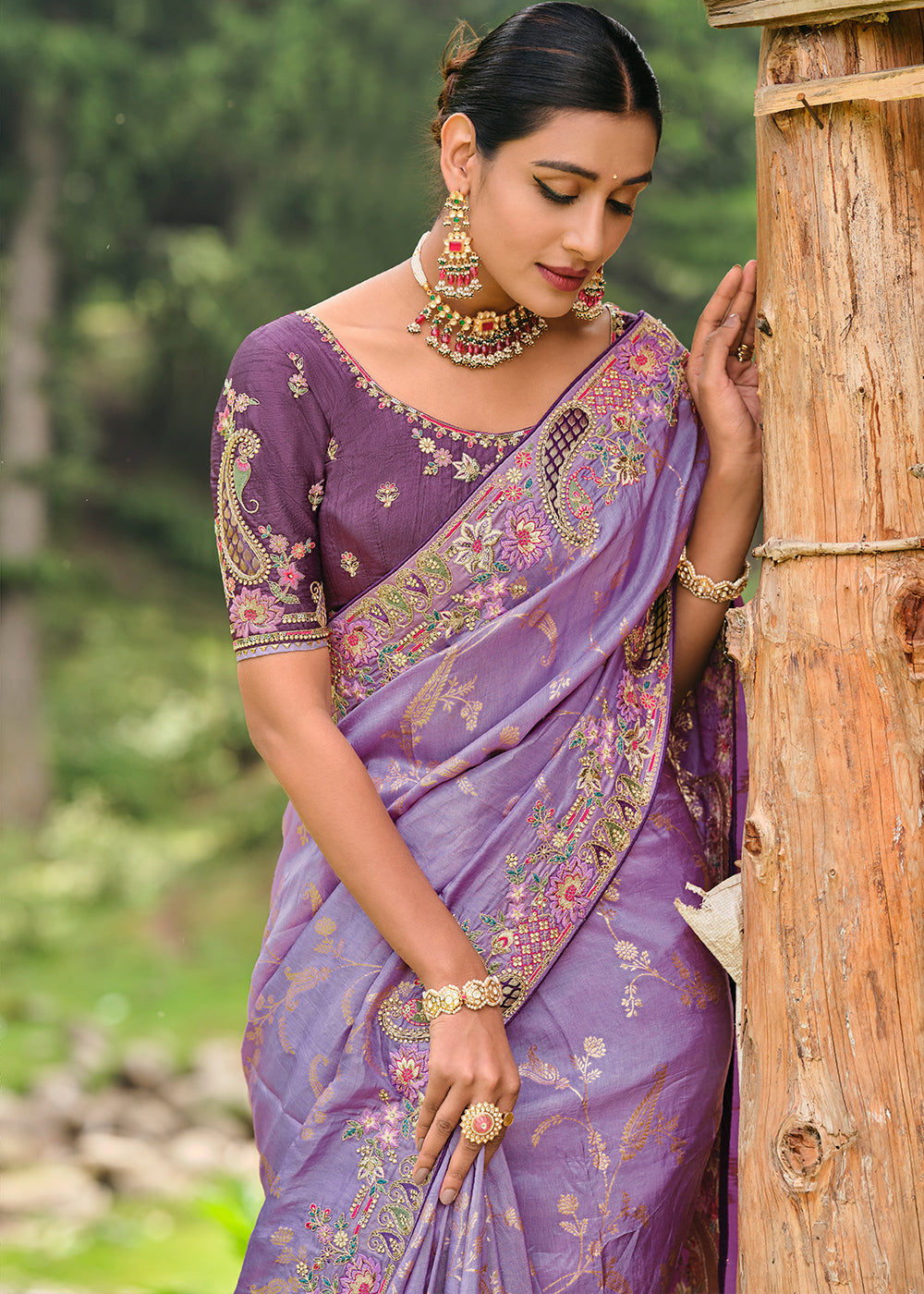 Amethyst Purple Dola Silk Saree with Intricate Embroidery work