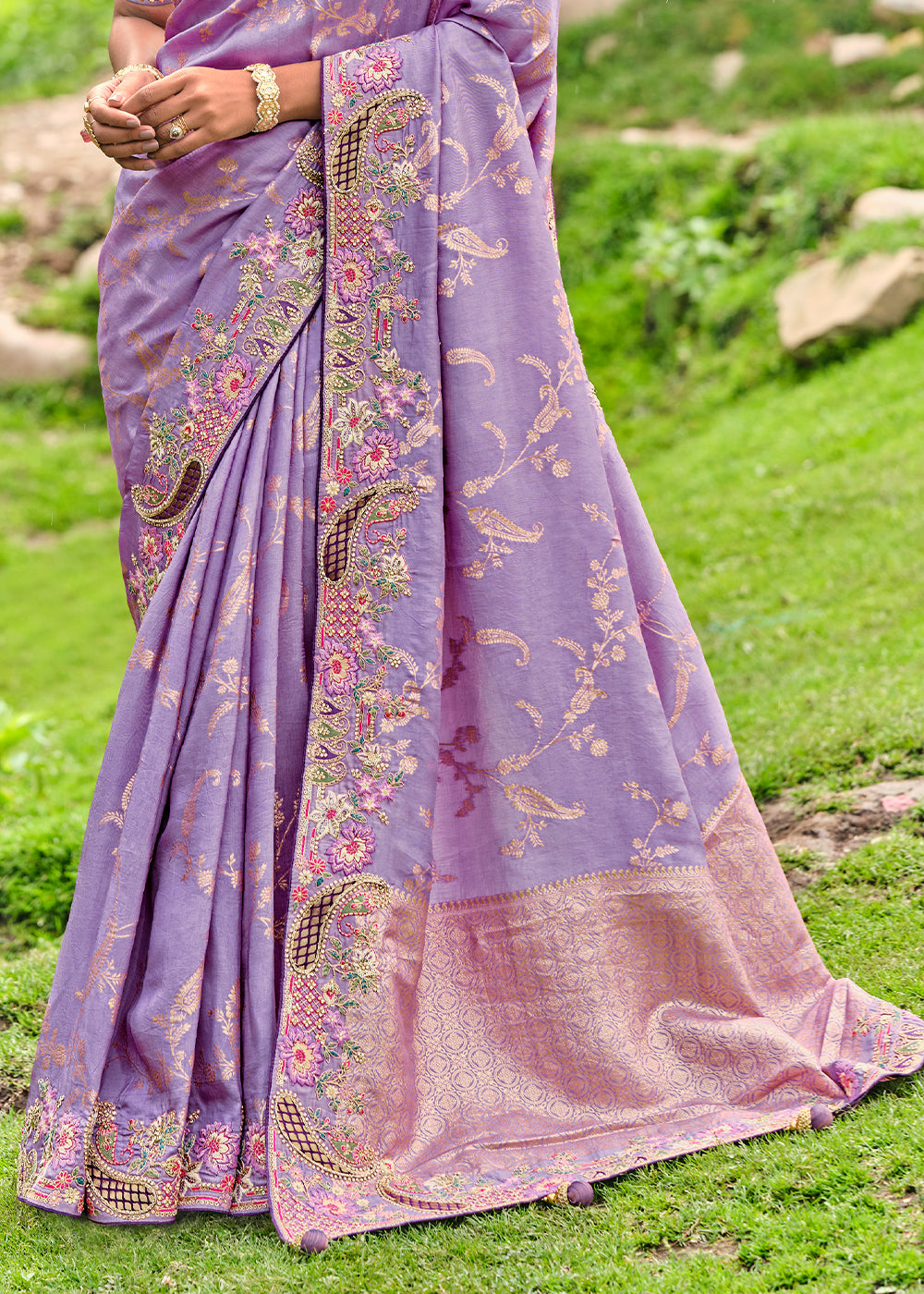 Amethyst Purple Dola Silk Saree with Intricate Embroidery work