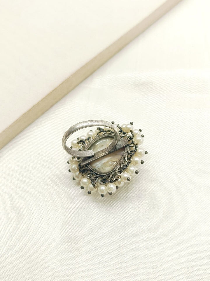 Tessa Cream Mother Of Pearl Oxidized Finger Ring