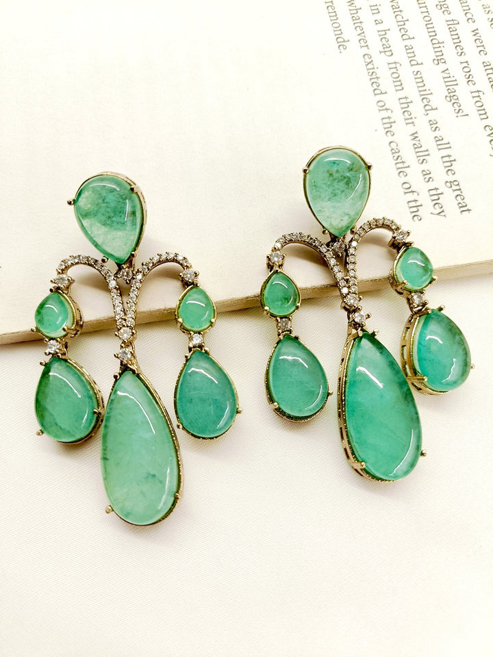 Saran Mint Green Victorian Earrings