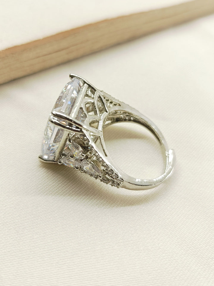 Siya White American Diamond Finger Ring