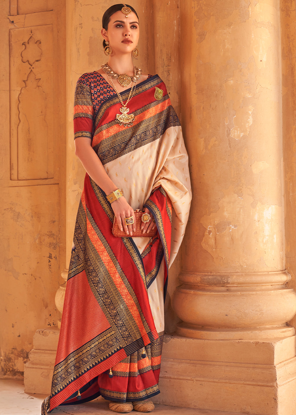 Cream White Zari Woven Silk Saree with All-Over Butti Pattern