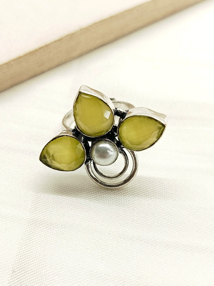 Tamnna Yellow Oxidized Finger Ring