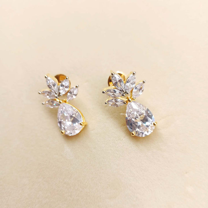 White Daimond Gold Plated Earing