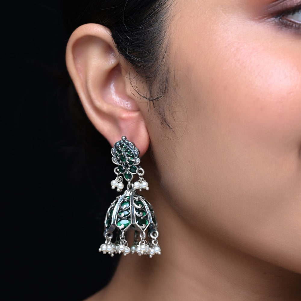 Surveen Silver Oxidised Green Jhumki