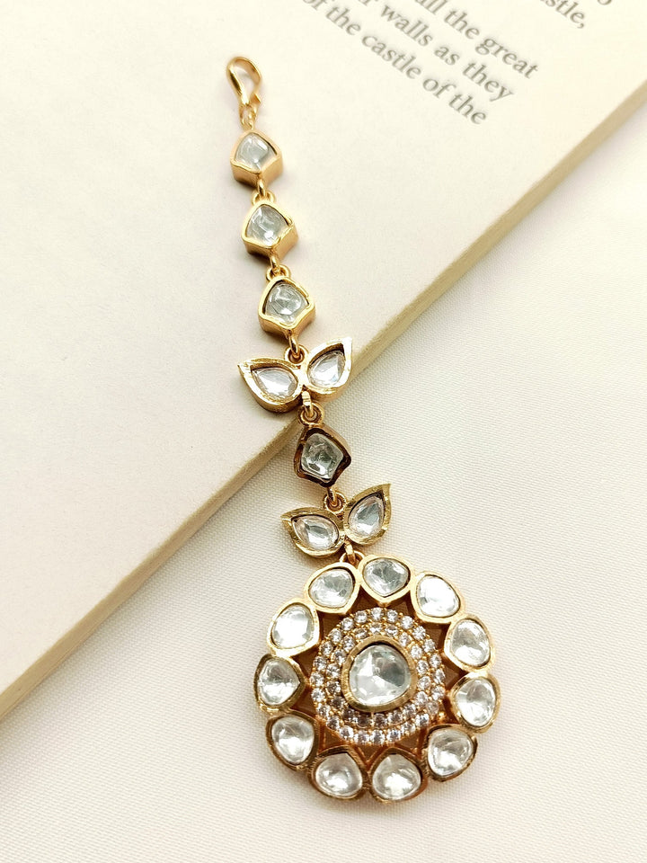 Vama White Gold Plated Kundan Teeka