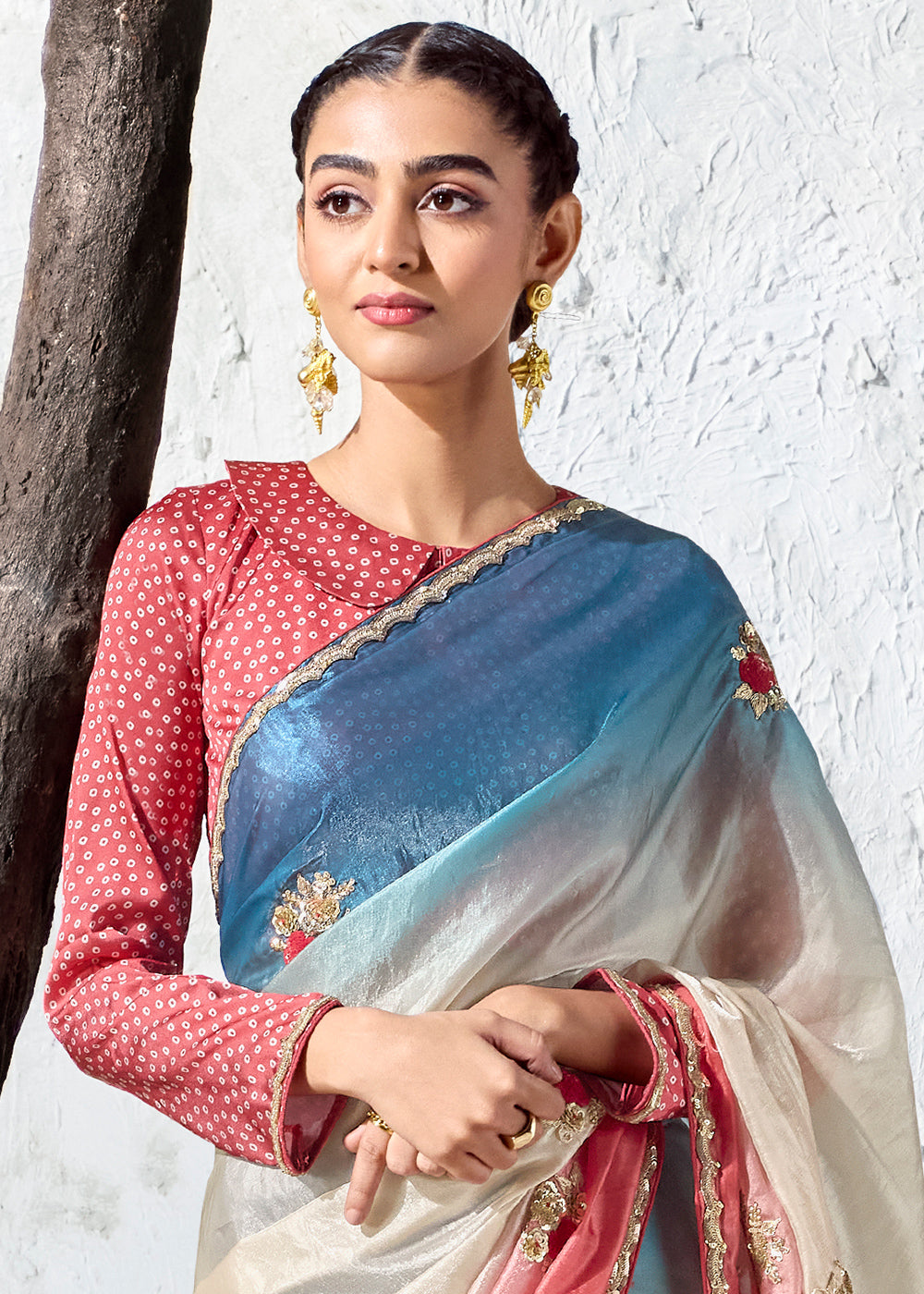 White &amp; Red Designer Organza Saree with Shimmering Sequin Detailing