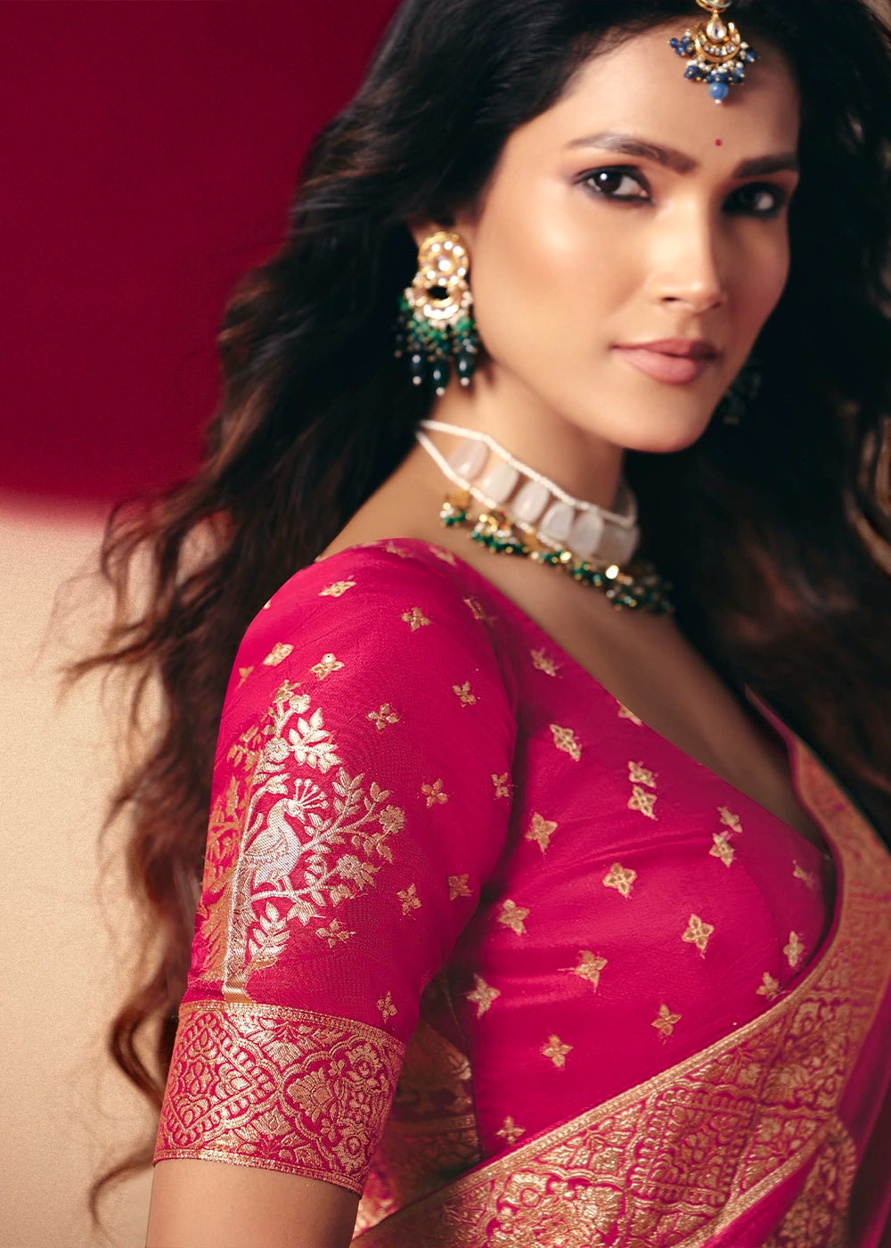 Raspberry Pink Viscose Dola Silk Saree with Intricate Zari Weaving