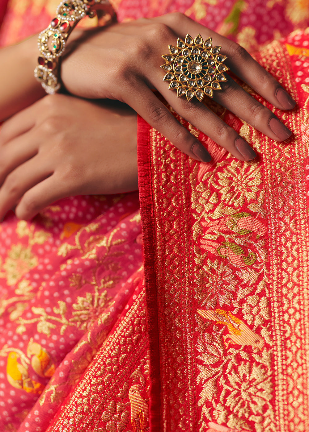 Shades Of Pink &amp; Red Khaddi Georgette Saree with Bandhej Weaving Artistry