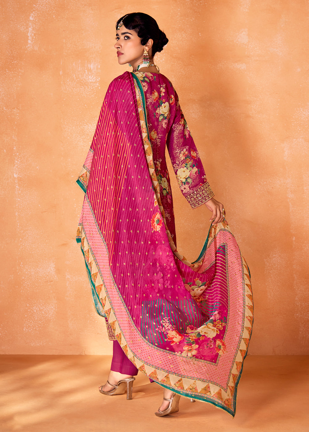 Magenta Pink Muslin Silk Salwar Suit with Stunning Digital Print and Embroidery Work