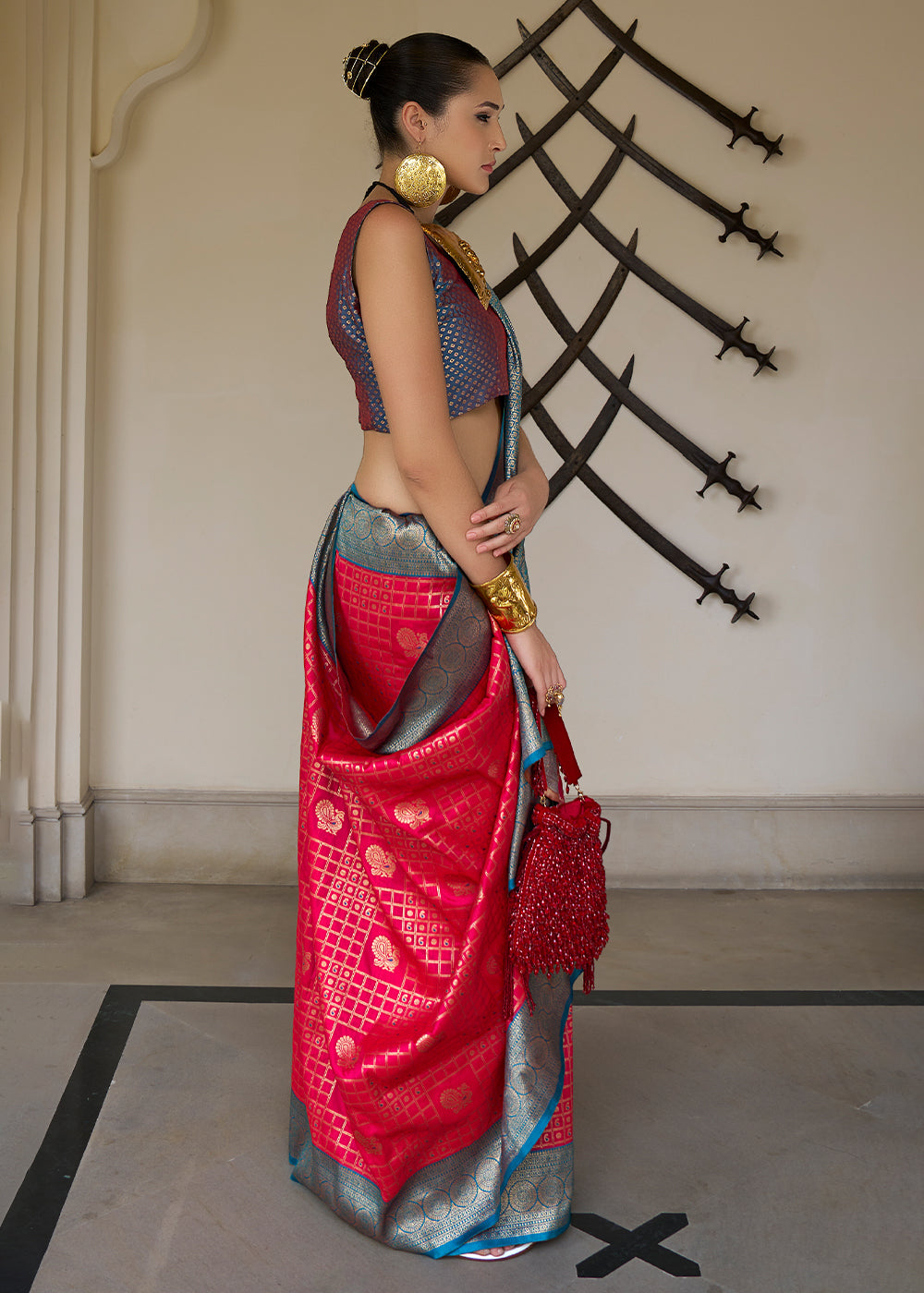 Raspberry Pink Kanjivaram Silk Saree with Intricate Zari Work