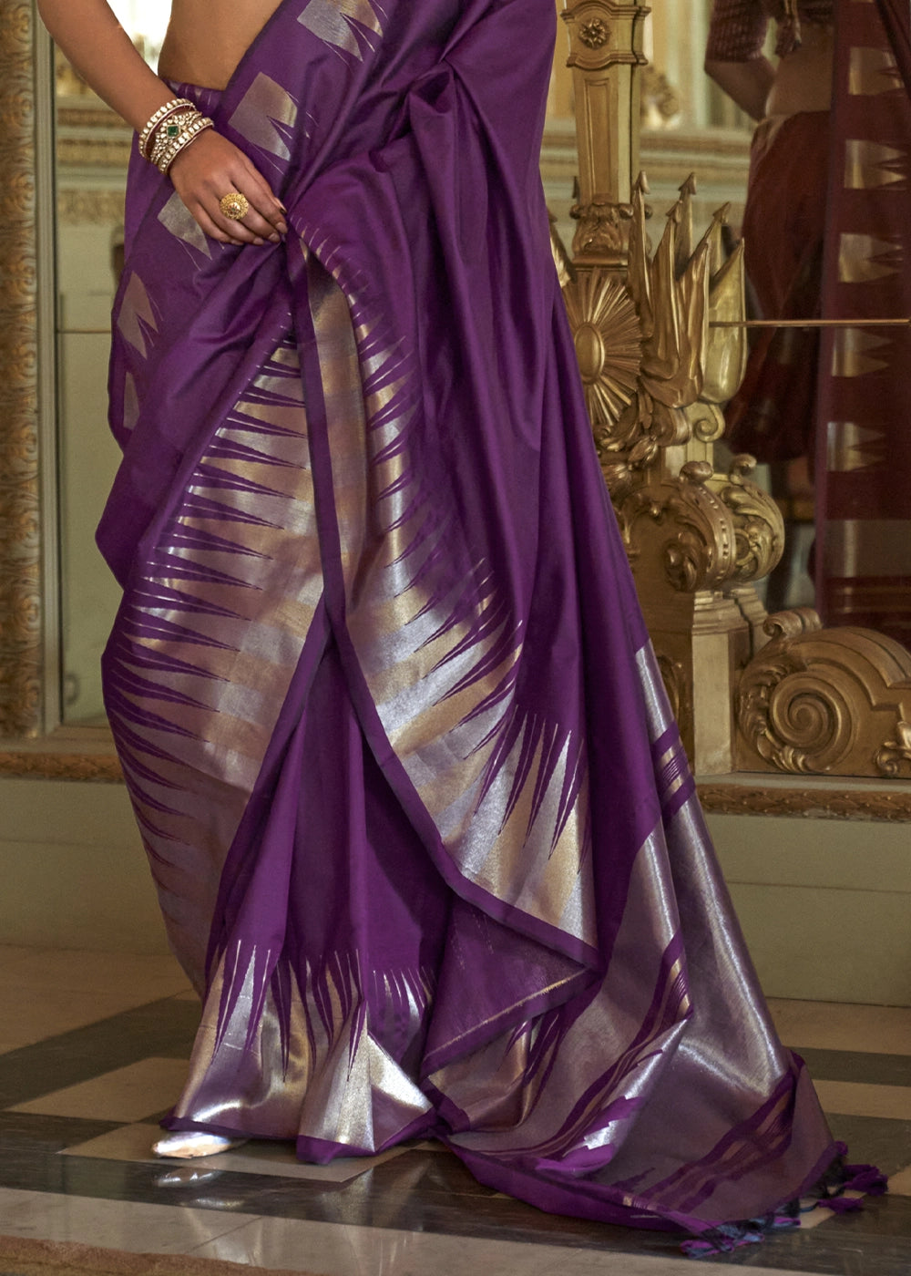 Dark Violet Purple Handwoven Soft Silk Saree with Zari Border