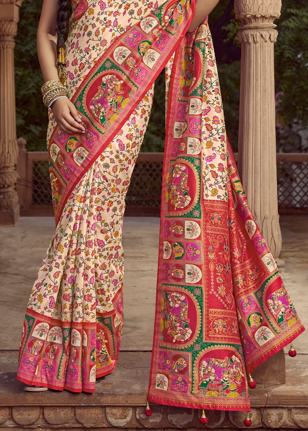 Cream White Floral Printed Silk Saree