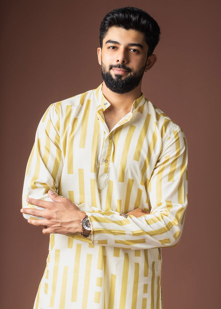 Pastel Yellow Blended Linen Kurta with Segmented Line Print