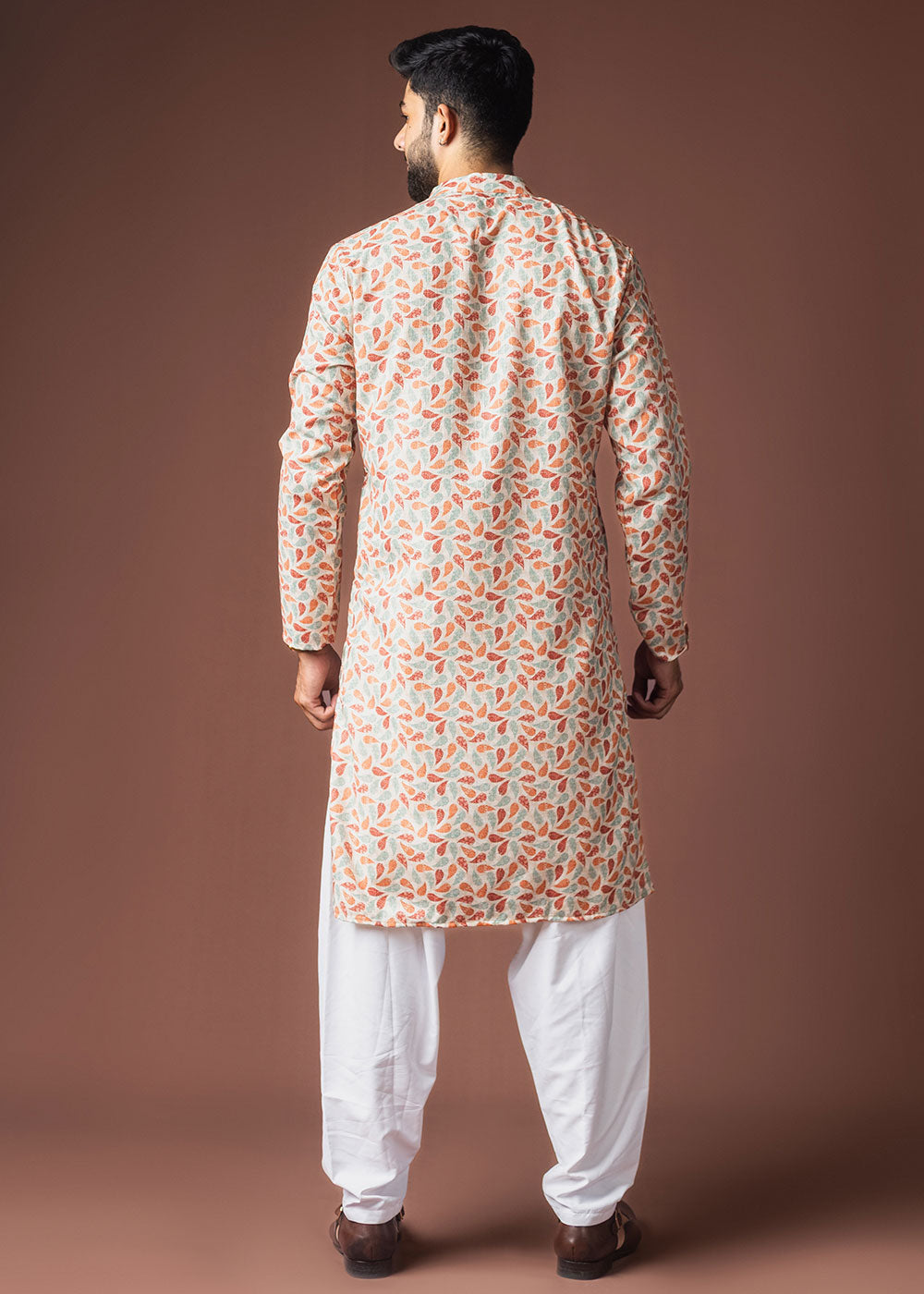 Snow White Blended Linen Kurta with Curved Dash Print