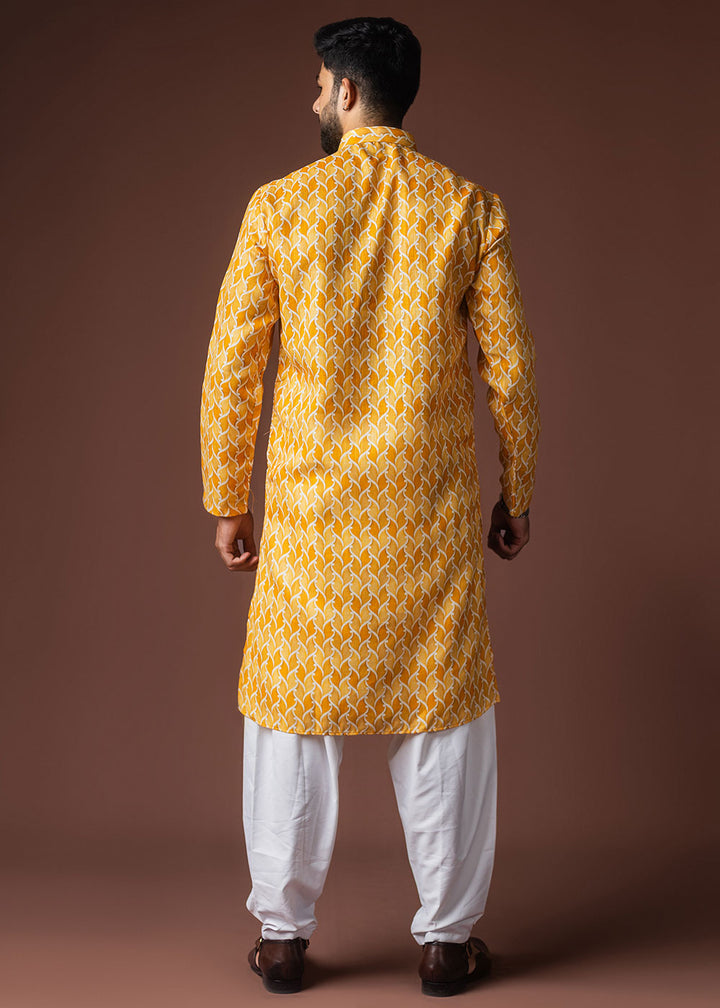 Golden Yellow Blended Linen Kurta with Flame-Leaf Fusion Print