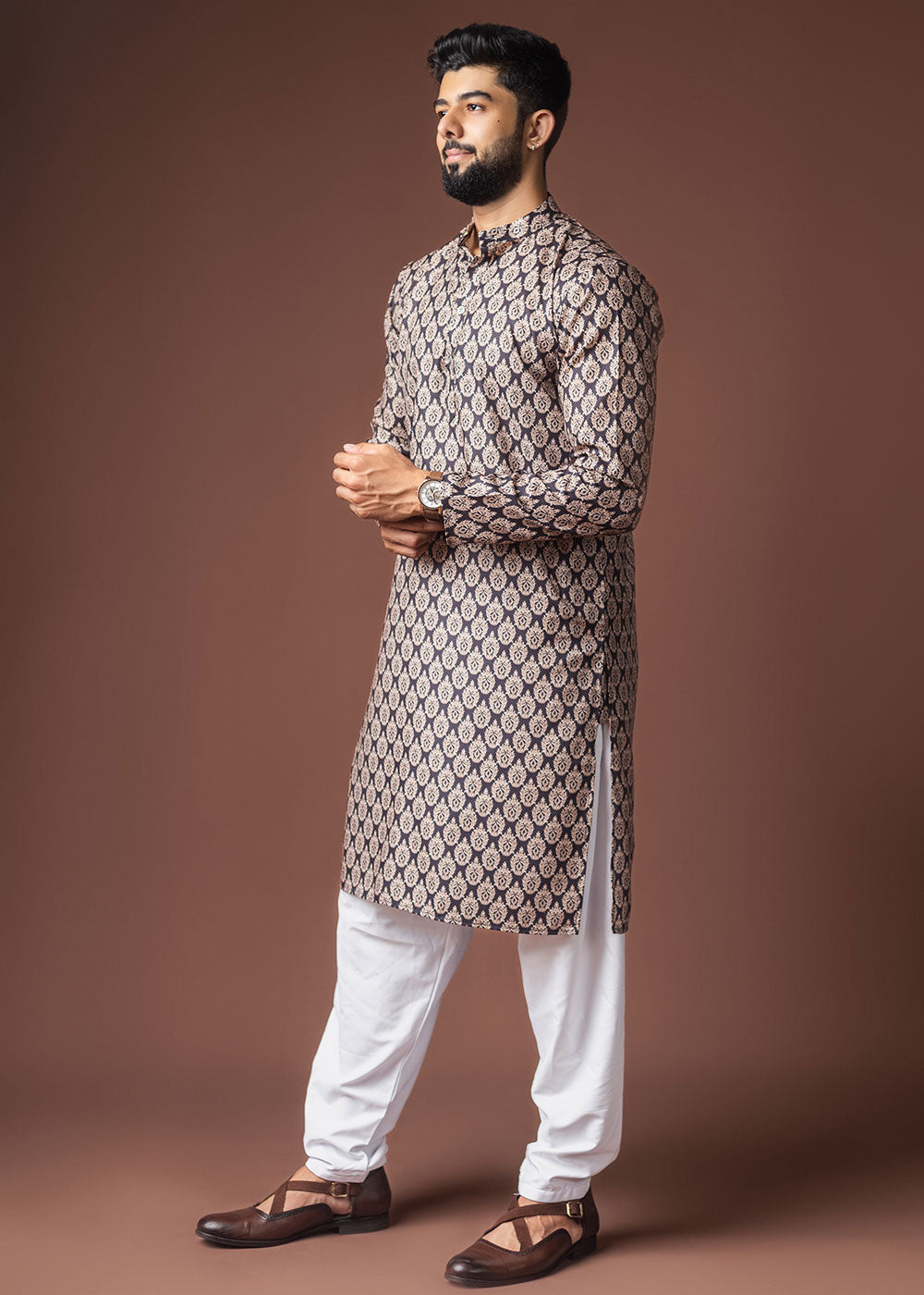 Navy Blue Blended Linen Kurta with Buta-Inspired Motifs