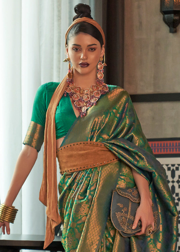 Jade Green Dual Tone Kanjivaram Silk Saree Featuring Traditional Handloom Weave