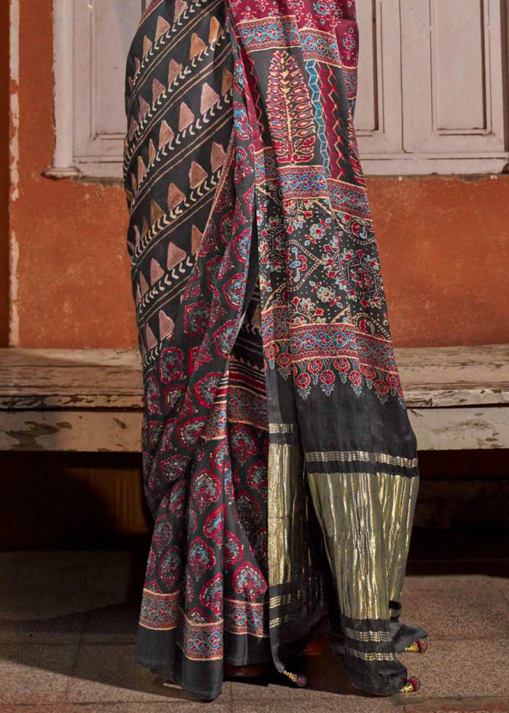 Pink & Black Viscose Silk Saree with Ajrakh Print and Gajji Lagdi Pallu