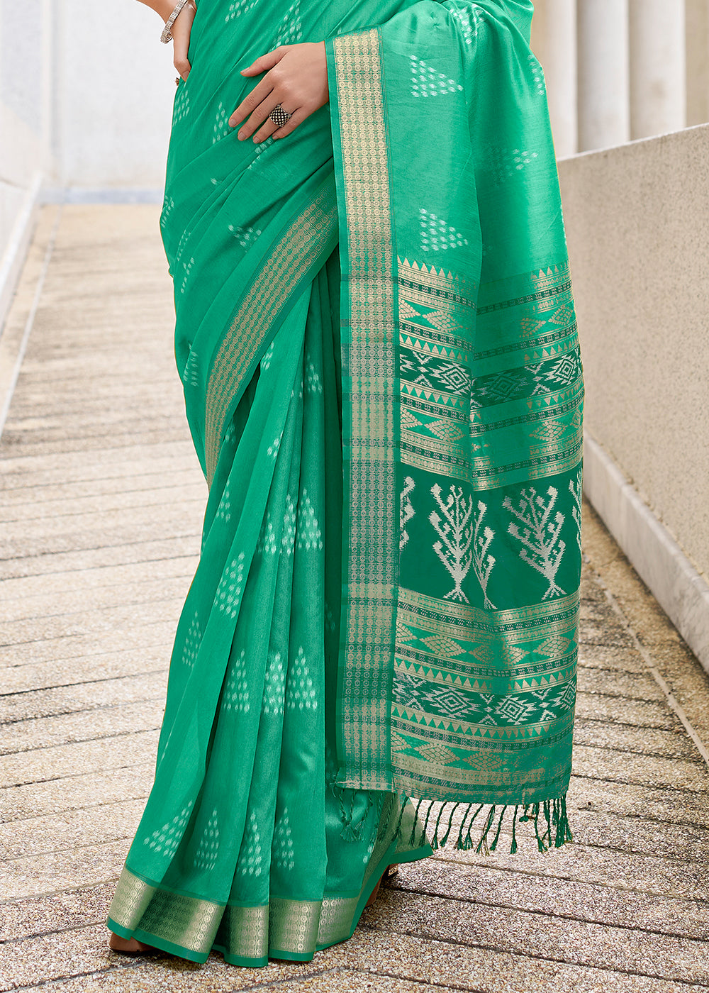 Jade Green Handwoven Ikkat Silk Saree – Traditional Craftsmanship