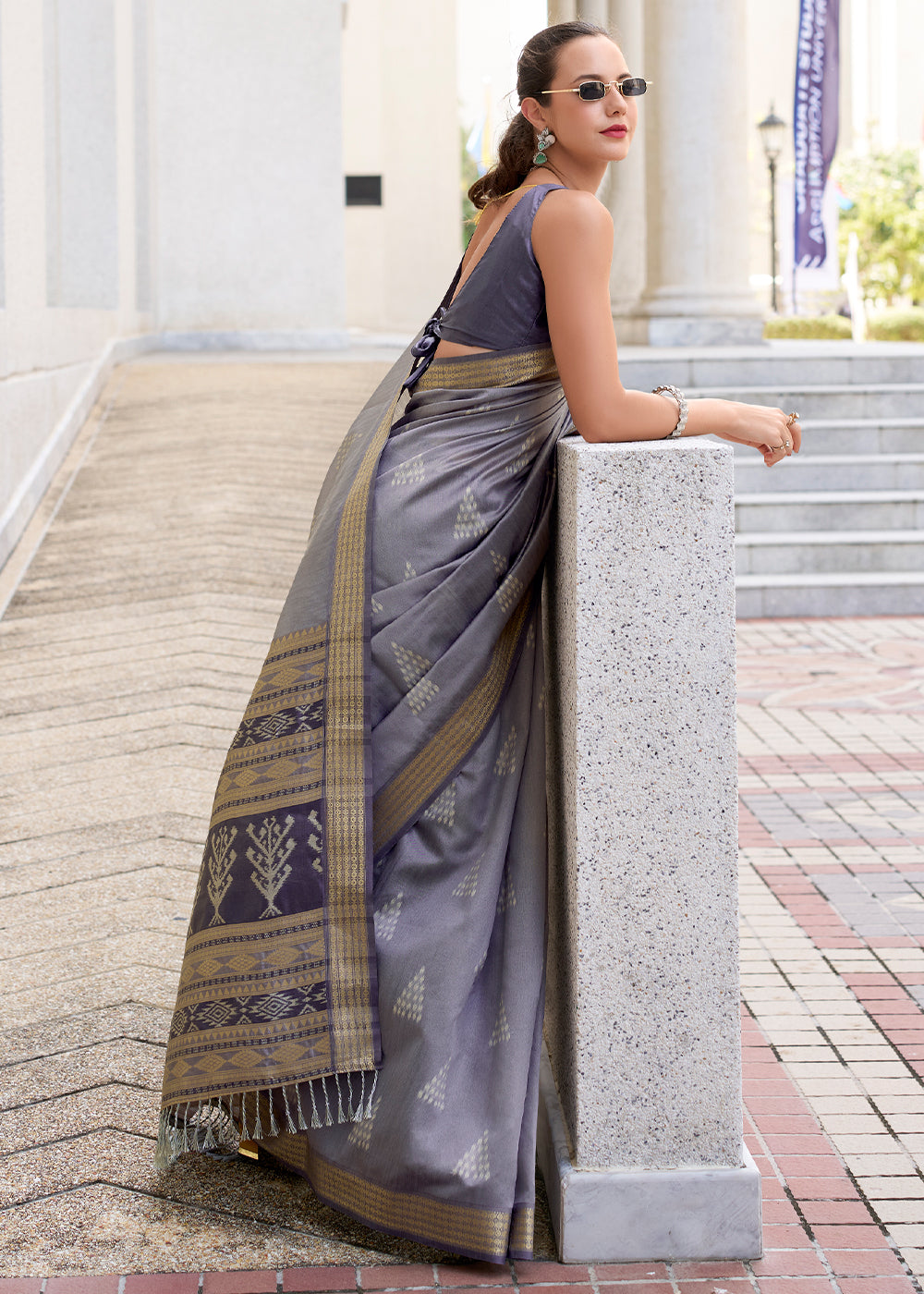 Flint Grey Handwoven Ikkat Silk Saree – Traditional Craftsmanship