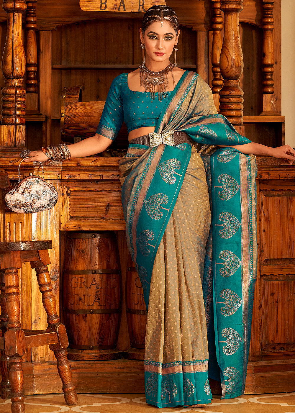 Sand Brown Soft Banarasi Paithani Silk Saree Enhanced with Copper Zari & Contrast Pallu