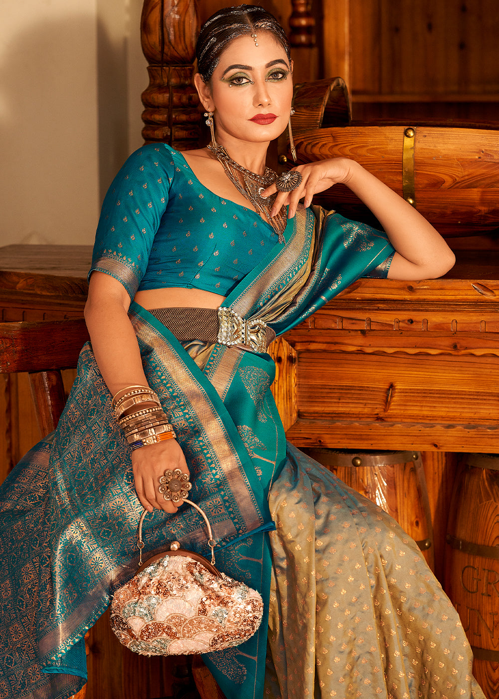 Sand Brown Soft Banarasi Paithani Silk Saree Enhanced with Copper Zari & Contrast Pallu